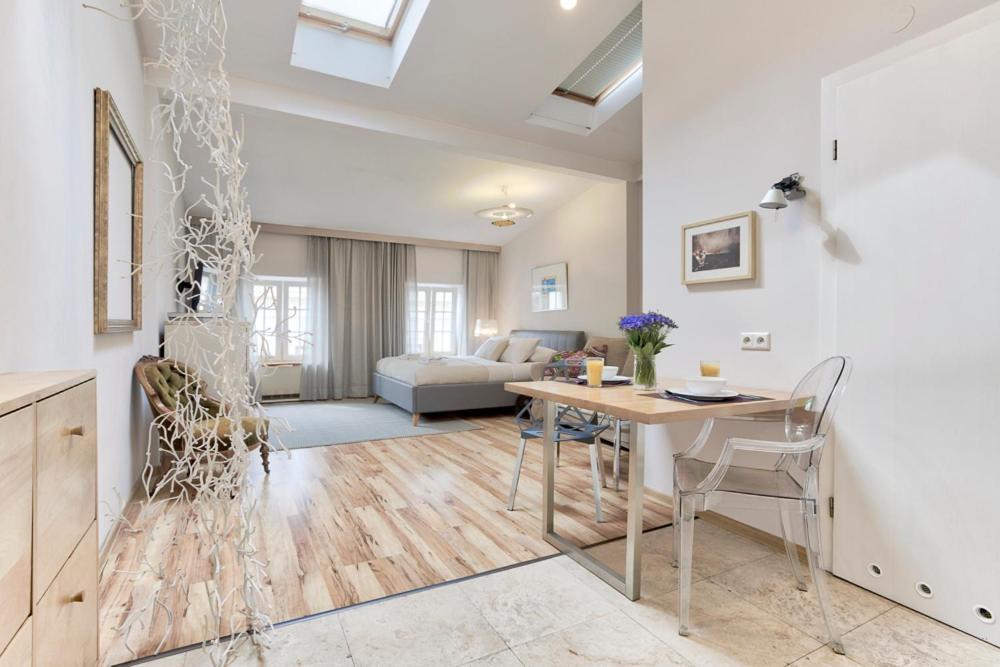 Tyzenhauz Apartments Old Town Krakow Room photo